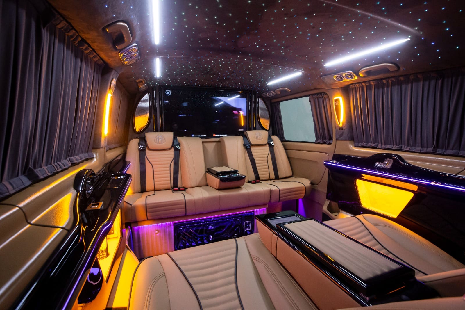 VIP İç Mekan Yıldızlı Tavan